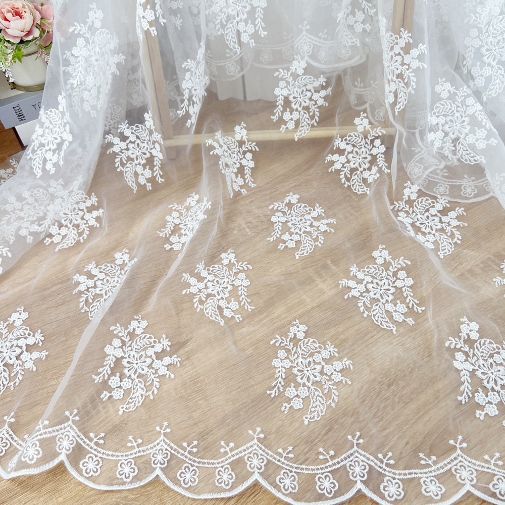 Water-soluble embroidery mesh lace embroidery fabric quilted organza children's dress water-soluble embroidery fabric