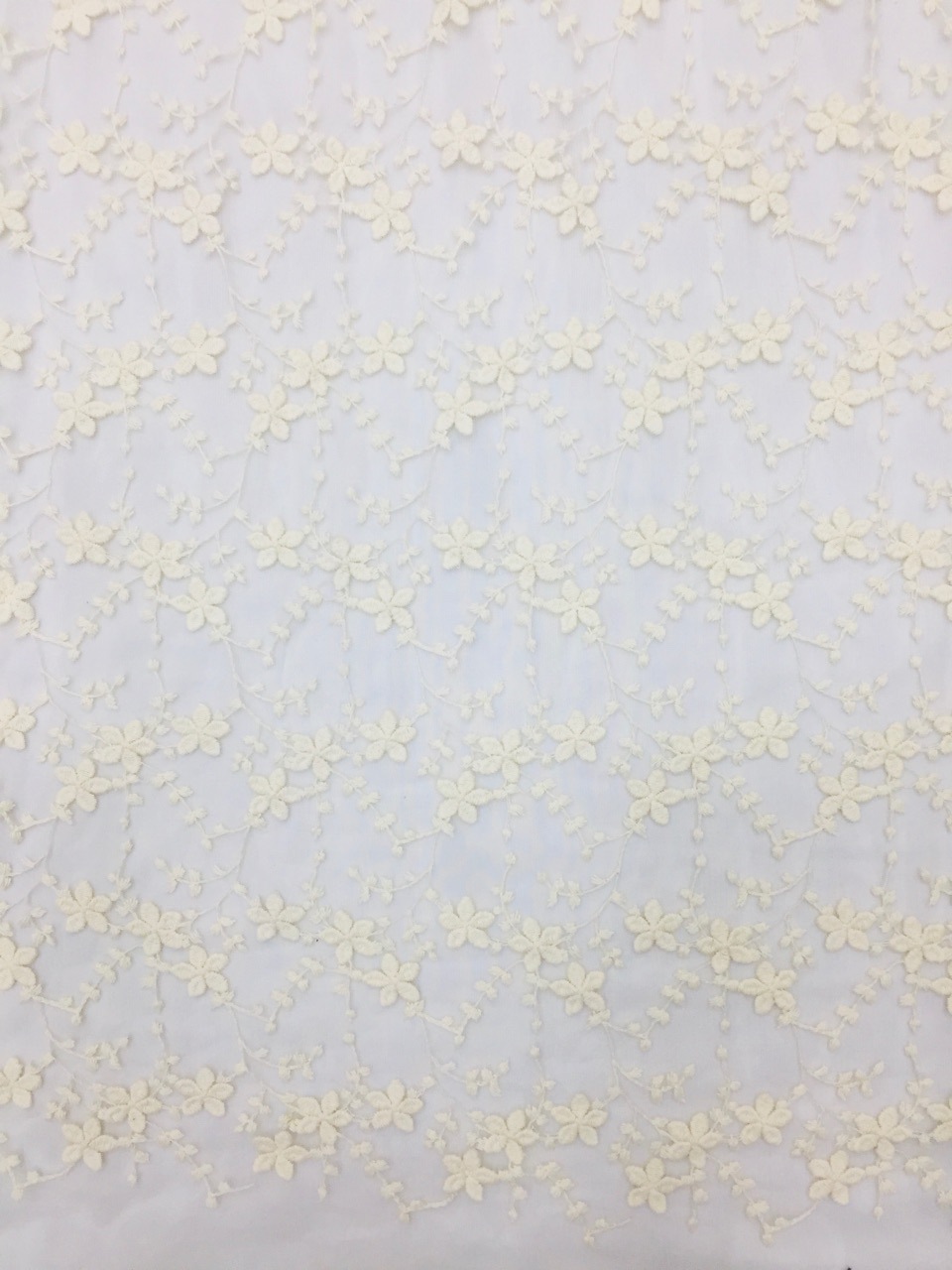 Nylon mesh cotton thread small flower pattern embroidery lace factory quality in stock supply large quantity from excellent dyeable