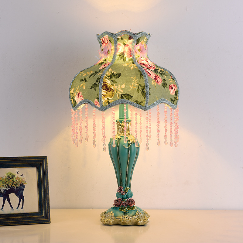 European Style Bedroom Bedside Lamp Princess Romantic Pastoral Wedding Gift Dimmable Wedding Room Warm Intelligent Remote Control Table Lamp