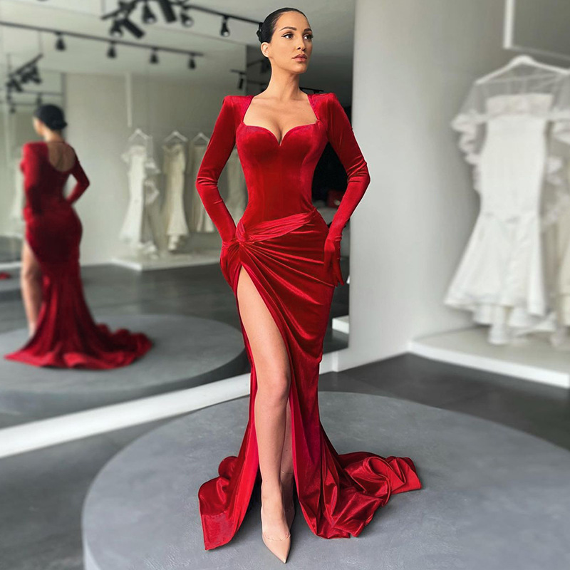 2021 European and American women's clothing autumn and winter New elegant slim sexy chest high waist gloves Korean velvet dress dress