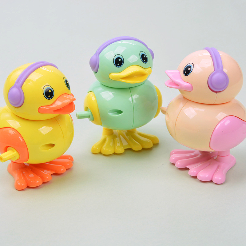 Picture of Clockwork toy small animal winding clockwork doodle rotating small octopus 0-3 years old baby kindergarten prize wholesale