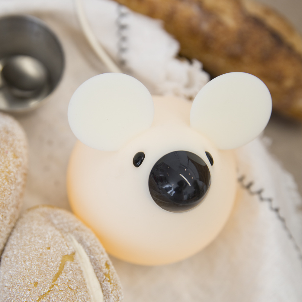Mouse light night light night light cute magic gift cartoon silicone lamp USB rechargeable desktop LED cartoon mouse desk lamp