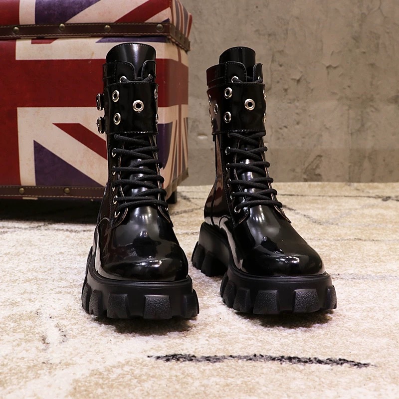 Guan Xiaotong Same Style ~ Zhao Liying British Fan Can Wind Patent Leather Air Eye Thick Bottom Short Boots Martins Chelsea Boots