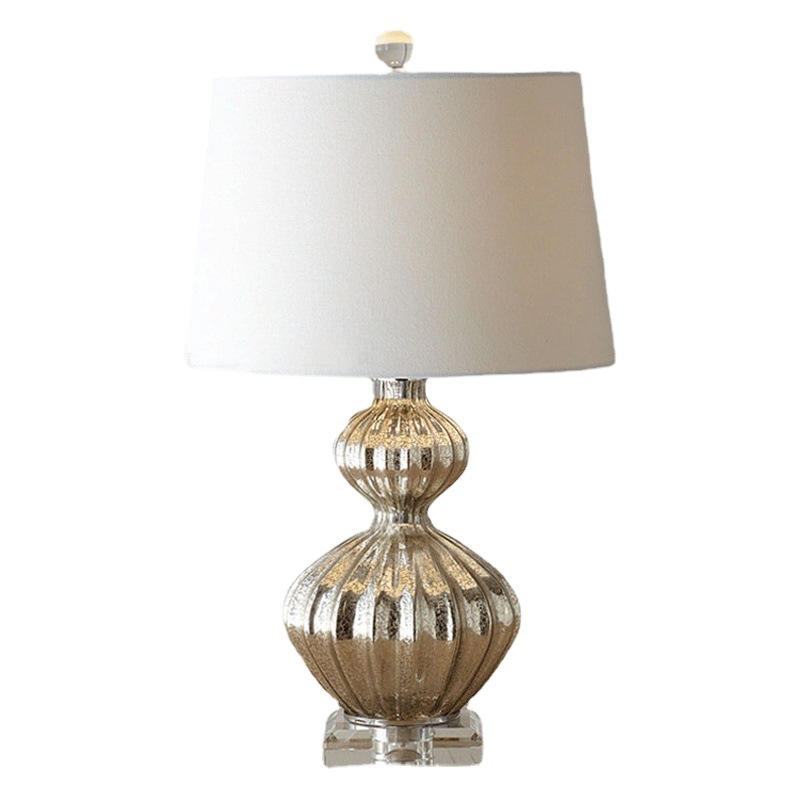 Creative American Table Lamp Personalized Simple Modern New Classical Bedroom Bedside Lamp Nordic Living Room Decorative Crystal Table Lamp