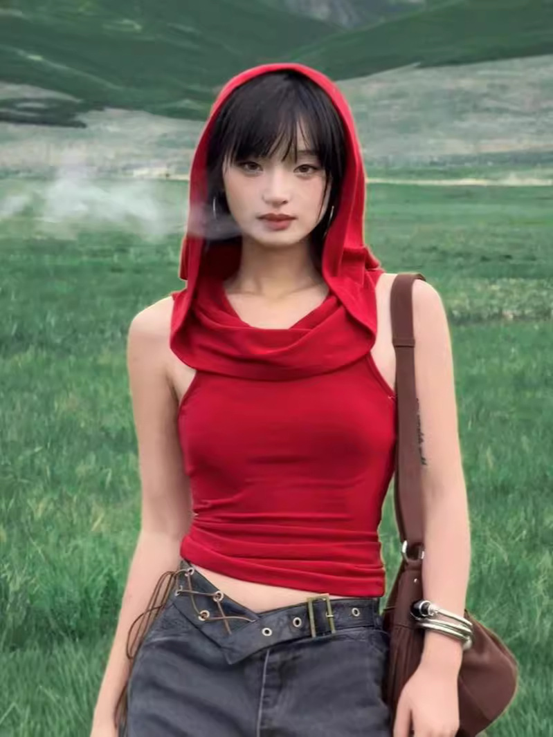 American Style Pure Desire Hot Girl Red Sleeveless Hooded T-shirt Women's Summer New Chic Niche Design Sense Slim Top