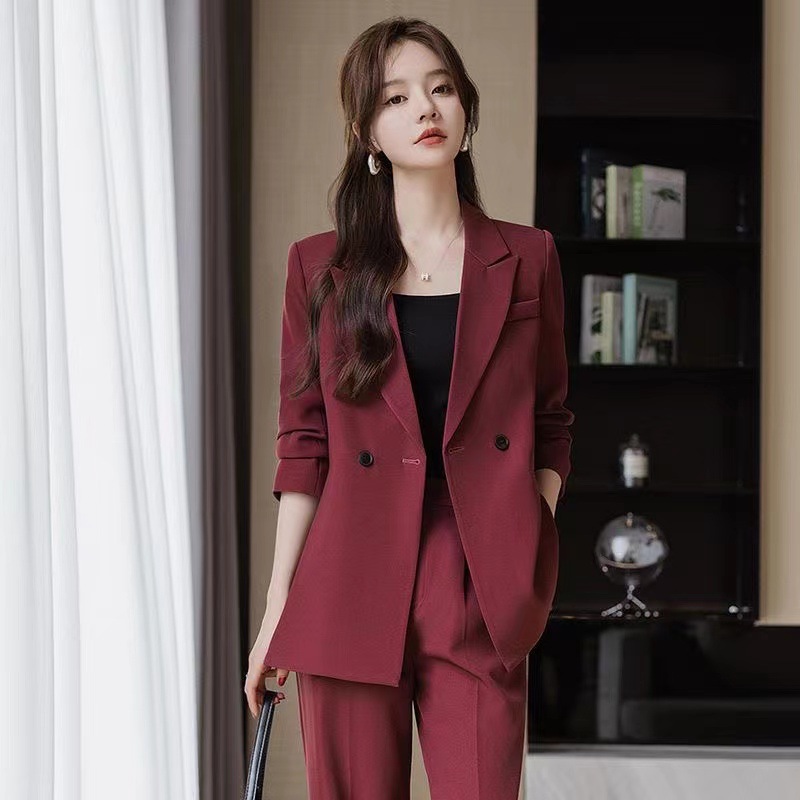 Suit Women's Autumn and Winter 2024 New Temperament Goddess Fan High-end Business Wear Casual Suit Jacket