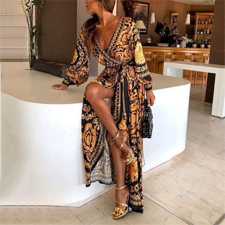 Cross-border Explosions in stock European and American Retro Printed dress V-neck Pullover Retro Long Sleeve Large Split