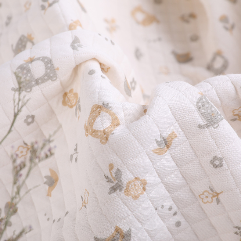 Picture of Original White Diamond Lattice Jacquard Air Layer Printed Baby Quilted Fabric Baby's Sleeping Bag Quilted Fabric