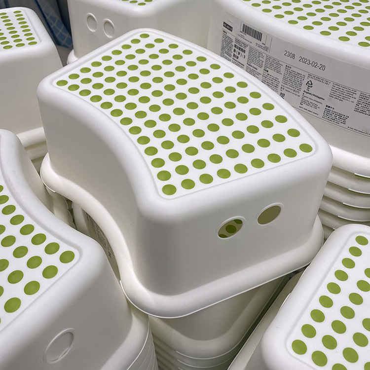 Thickened children's stool home bathroom footstool small stool baby non-slip washing footrest mat ottoman toilet stool