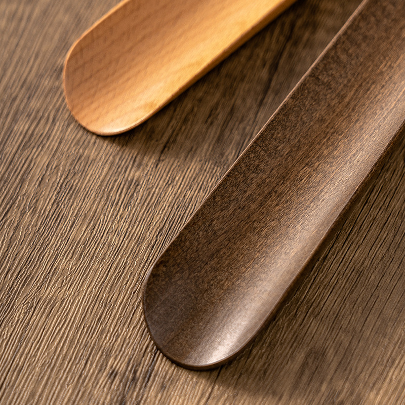 Picture of Beech Long Handle Magnetic Shoe Pull-out for the Elderly Pregnant Women Lift Shoe Stick Solid Wood Advanced Wear Shoe Artifact Shoe Pumping