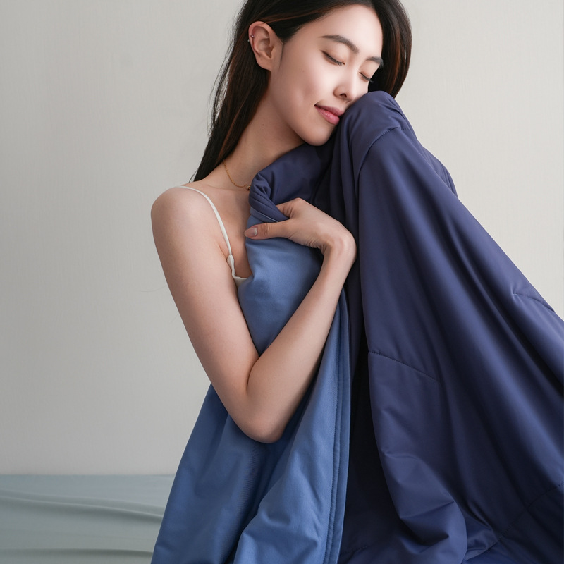Picture of Meiji Nishikawa Summer Deep Sleeping Quilt Summer Cool Quilt Temperature Controlled Quilt Machine Washable Cool Feeling Little Red Riding Book recommend Quilt Quilt Core