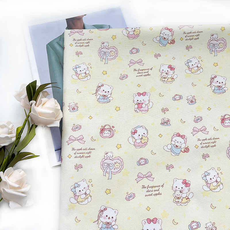 Cute Kitten on Cotton Canvas, 1.5m Pieces, Width 1.0m Price, Bag, Jacket, Vest, Handmade DIY Fabric