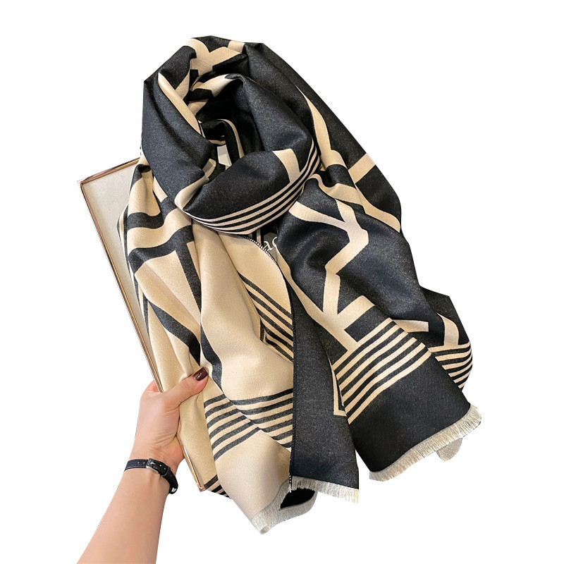 Picture of Autumn and Winter Women's Scarf Retro European and American Style Color-matching Warm Neck Imitation Cashmere Letter Double-sided Thickened Air Conditioning Shawl