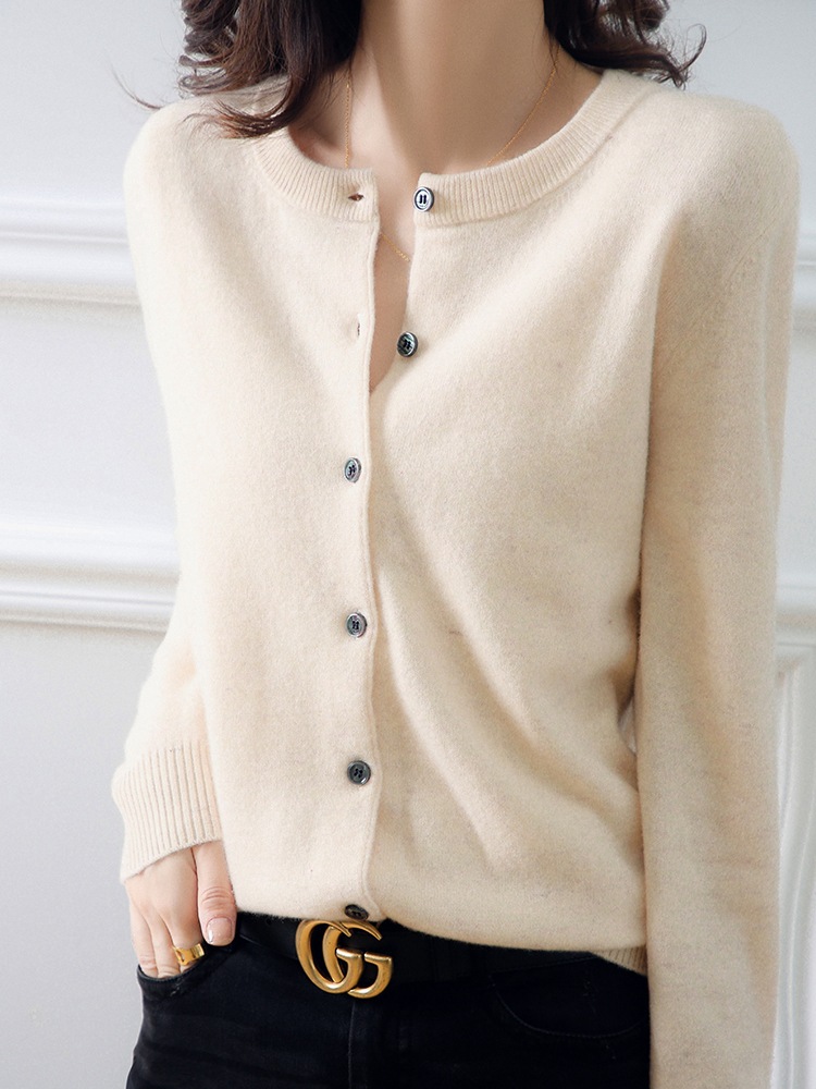 Picture of 2023 autumn and winter new women's round neck cardigan bottoming shirt Korean style long sleeve fashion soft knitted small coat