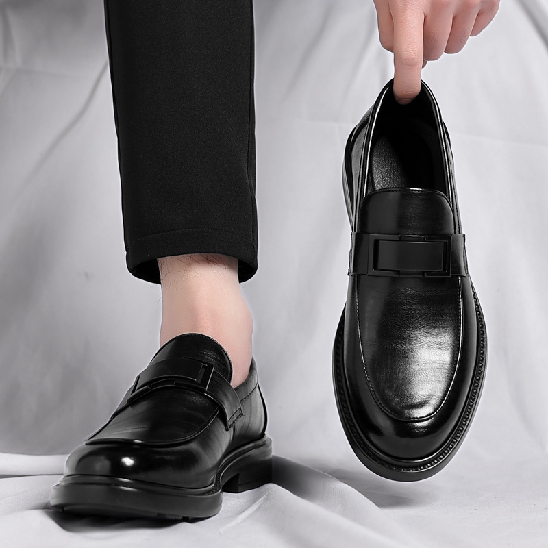 Leather shoes men's bean shoes casual shoes men's business soft soles Joker pedal loafers a generation of hair