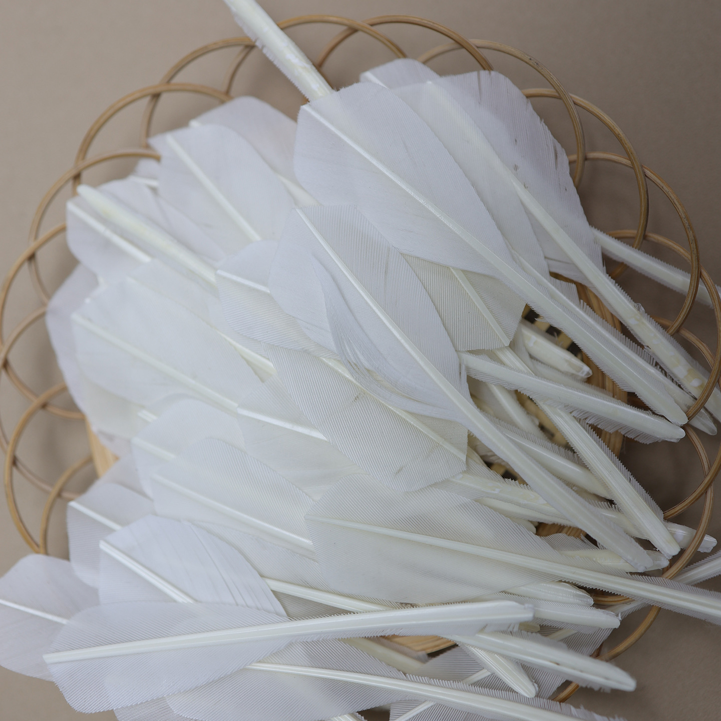 Picture of Wholesale natural badminton pads, goose feather DIY, white badminton match apparel accessories, accessories, and materials
