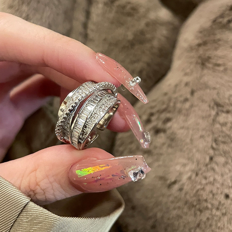New Fashion Brand Zircon Winding Ring Women's All-match Niche High-end Sense Personalized Women's Light Luxury Adjustable Diet Ring