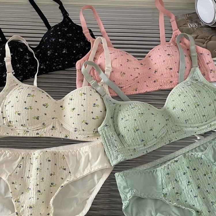 Sweet Floral Small Chest Bra 2024 Summer Non-rimless Gathering Bra Parammary Anti-sagging suit Underwear for Women