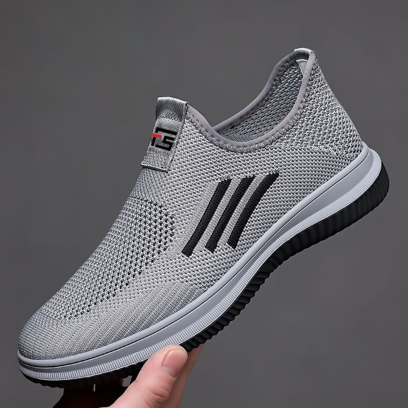 Casual Sports Shoes 2024 New Men's Mesh Flying Woven Slip-on Flat Lazy Shoes for Workers Running Shoes