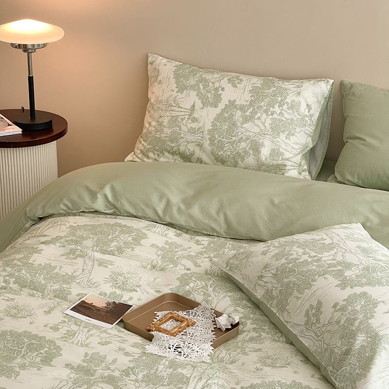 Picture of 2025 New Spring & Fall 60 Small Floral Cotton Four-Piece Set Ins Style Pure Cotton Dormitory Bed Bed Sheets Quilt Cover Three-Piece Set