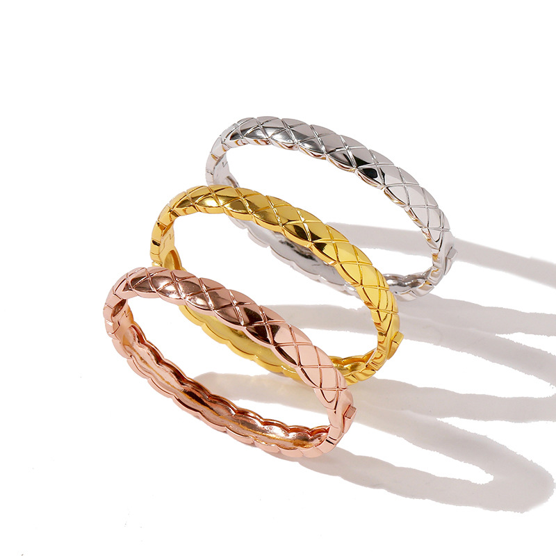 [03] Chao Brand Design Xiaoxiang Diamond Plaid Bracelet for Men and Women Couple Classic Texture Glosat Ring Simple Bracelet