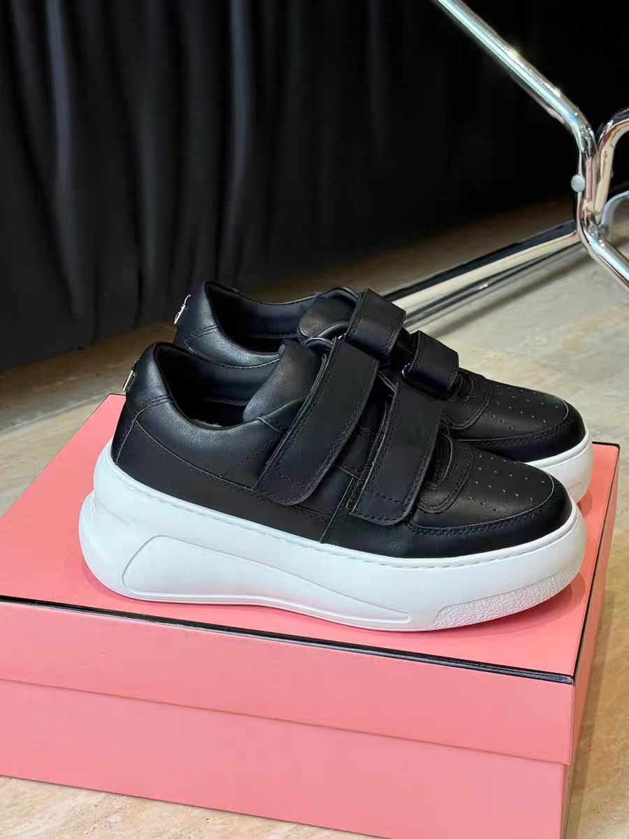 Picture of Guangzhou Ding Version White Shoes for Women with 7cm Height Increase Metal Smiley Toe Layer Cowhide Sneakers Thick Sole Velcro Trbottomy and Cool
