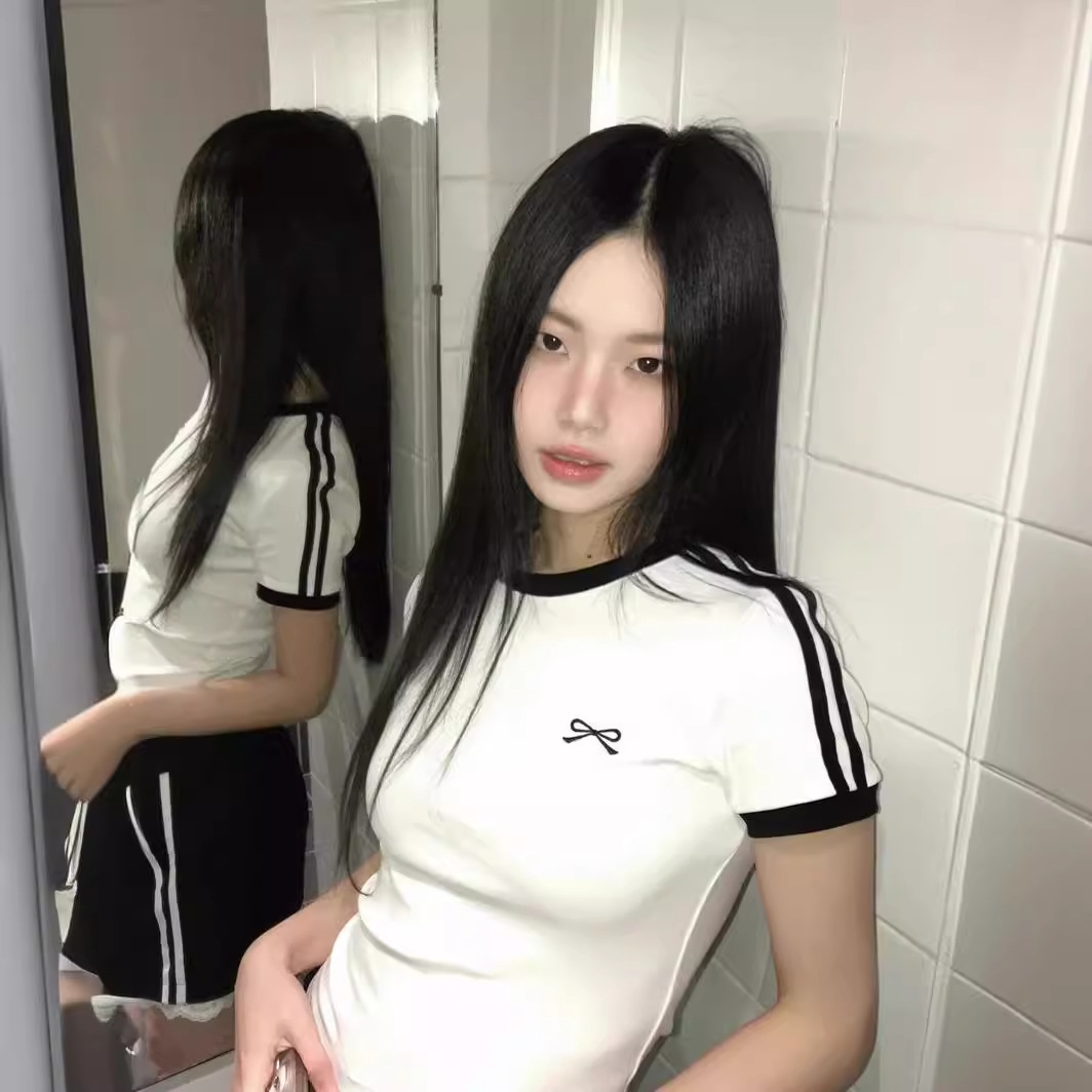 Picture of American Right Shoulder T-shirt for Women Summer Bow Embroider Strip Elastic Slim Short-sleeved Slim Niche Short Top
