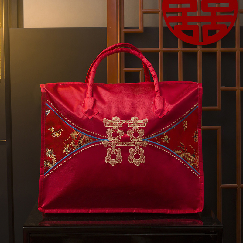 Picture of Embroidered Four-piece Handbag Wedding Packaging Bag Classy Wedding Packaging Storage Bag