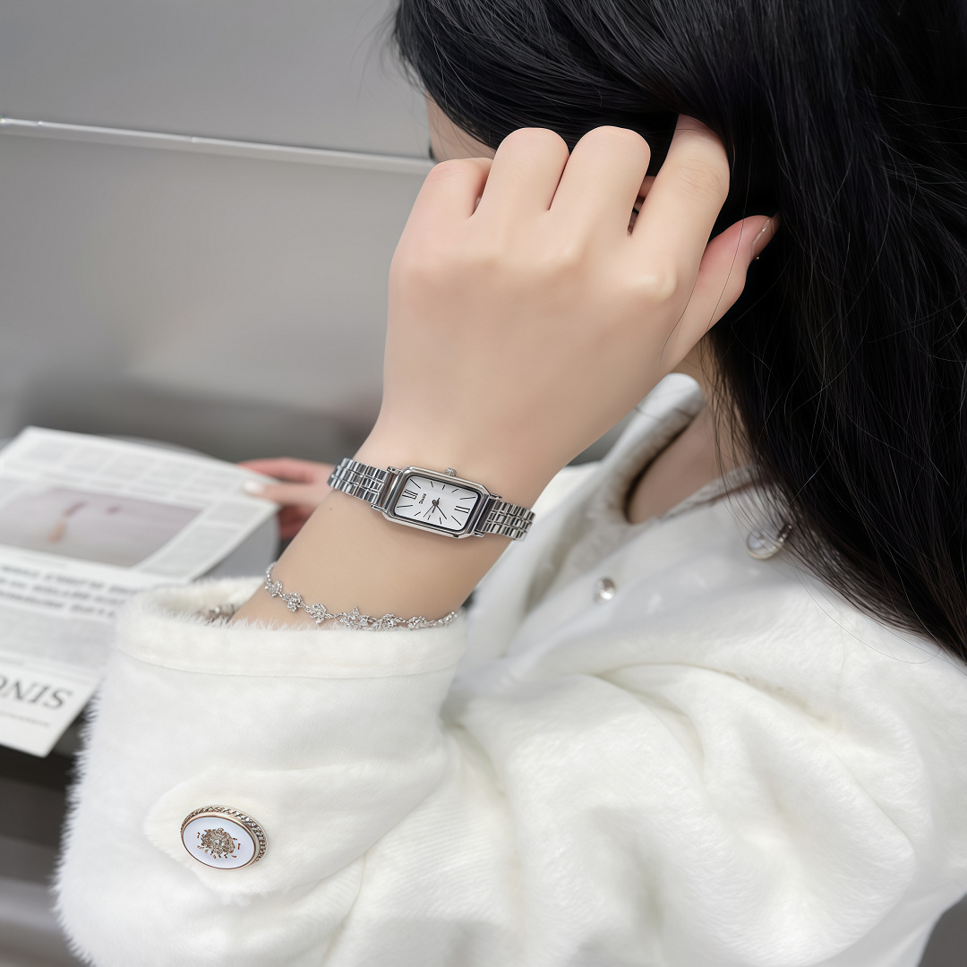Picture of Retro Watch Women's Niche High-end Sense Ins Style Light Luxury College Student Elegant Belt Women's Roman Watch Wholesale