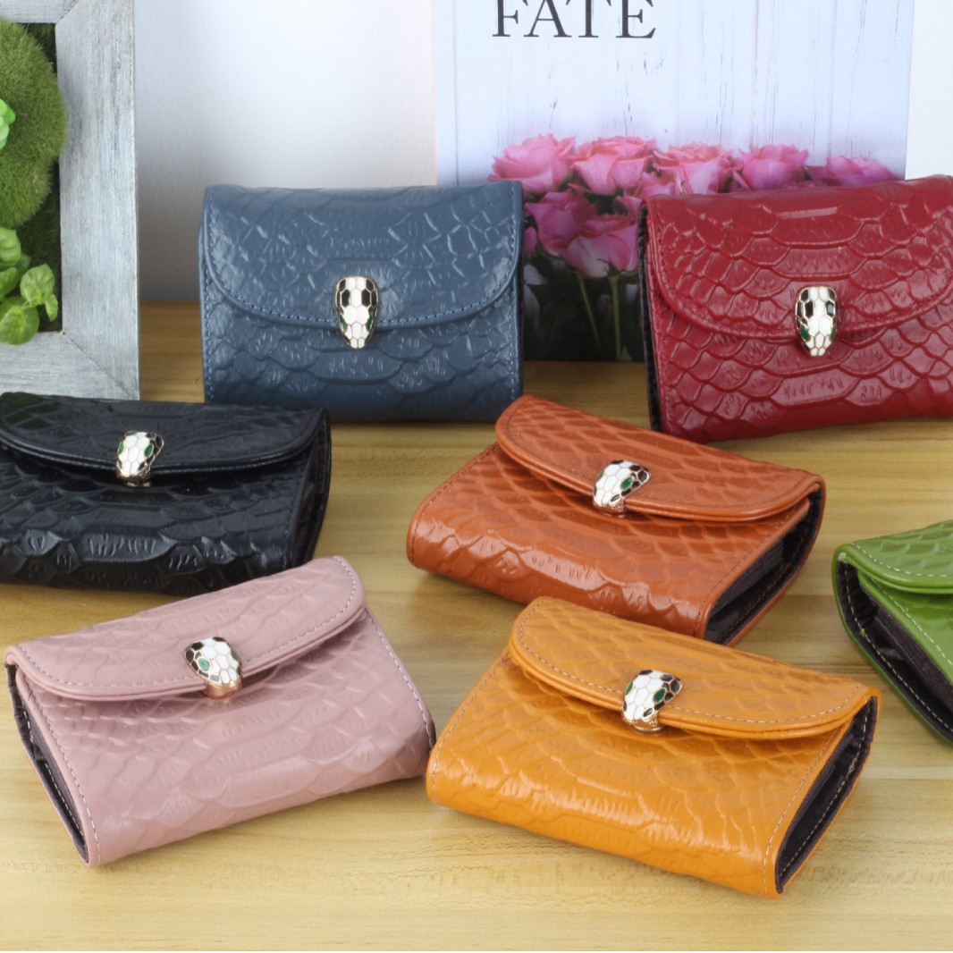 Top Layer Cowhide Women's Wallet Small, Simple and Convenient Multicolor Handheld Zipper Wallet Organ Card Holder