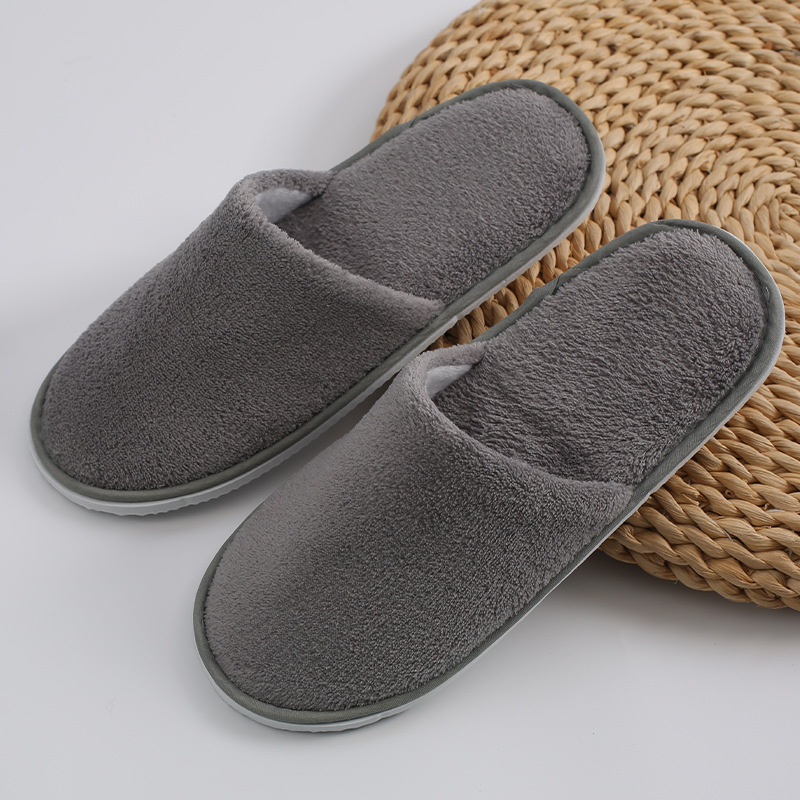 Picture of Disposable Slippers Hospitality Home Indoor Homestay Hotel Guesthouse Club Men's and Women's Coral Fleece Thickened Travel