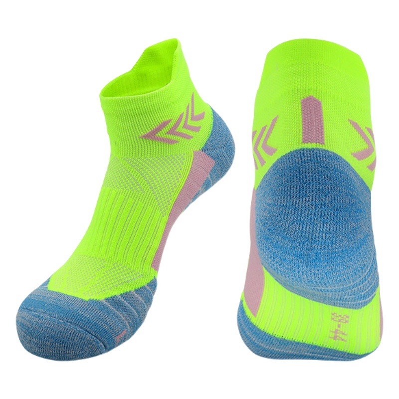 Autumn and Winter Marathon Professional Running Socks for Men and Women Lightweight Breathable Towel Bottom Non-Slip Sports Socks Short Socks Wholesale