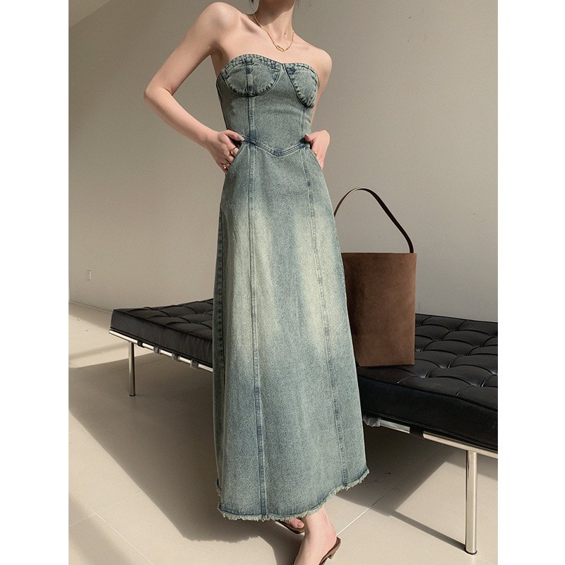 Jinqian retro blue tube top dress women's spring 2023 new slim fit Denim A- line dress long skirt fashion