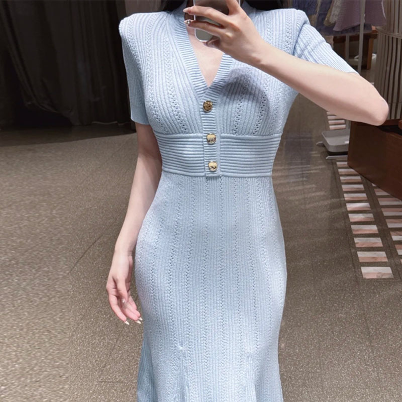 European and American Cross-Border Women's Clothing V-Neck Short-Sleeved Bodycon Knit Dress with a Stylish Metal Buckle Waist-Cinching Slimming Long Dress