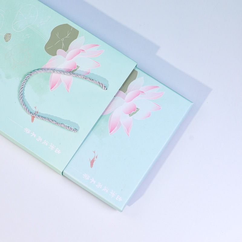 Picture of Factory in stock straight hair cover national style fan box antique crane element handbag hand gift box packaging box