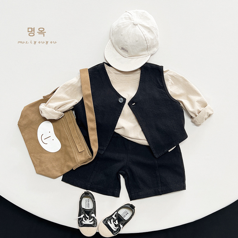 Picture of Jane Chao Feng ~ Spring and Autumn New Boys and Girls Japanese Korean Style Waistcoat Children's Retro Simple All-match Vest