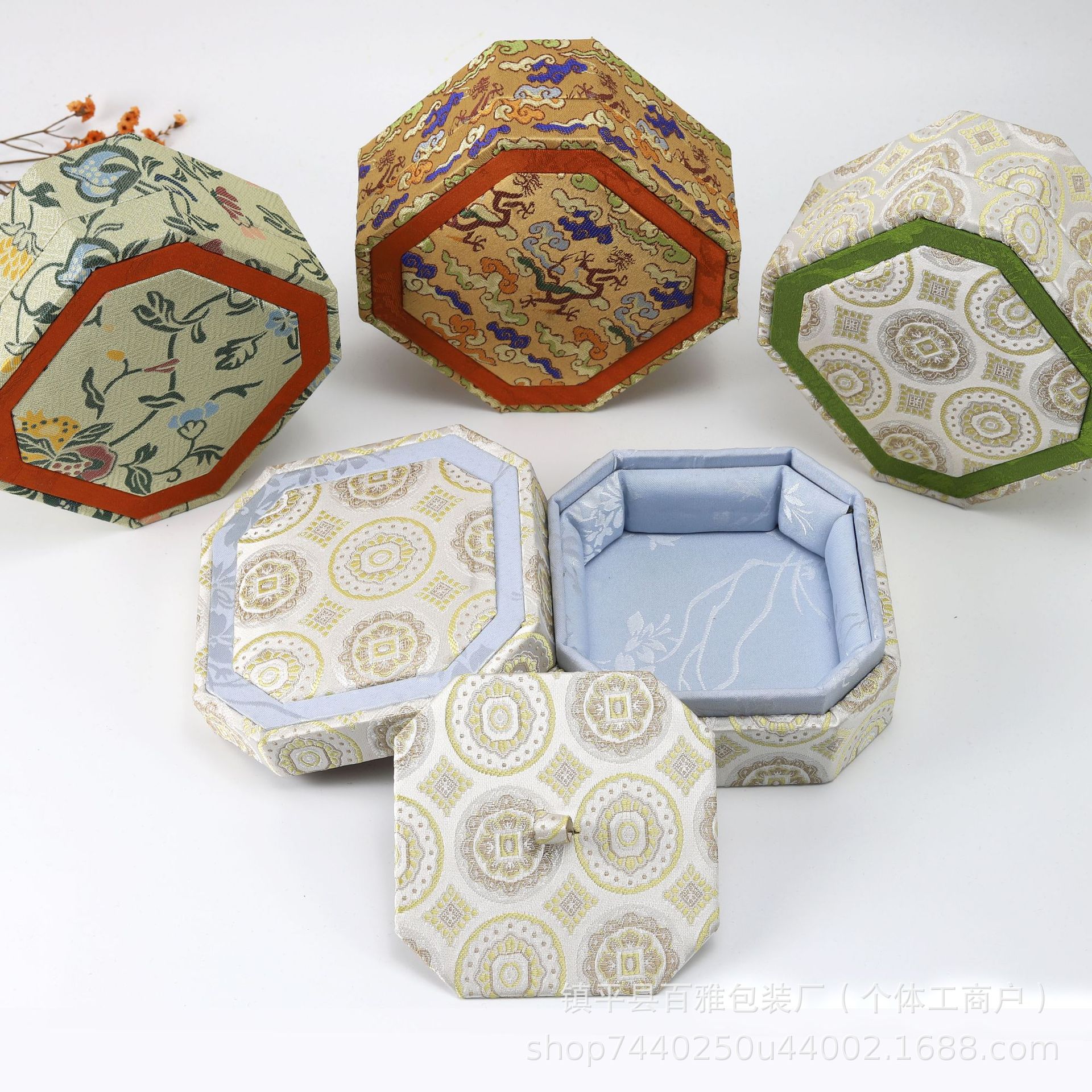 New Jewelry Octagonal Cover Embroidered Bracelet Box Antique Play Bracelet Storage Box Bracelet Packaging Jewelry Box