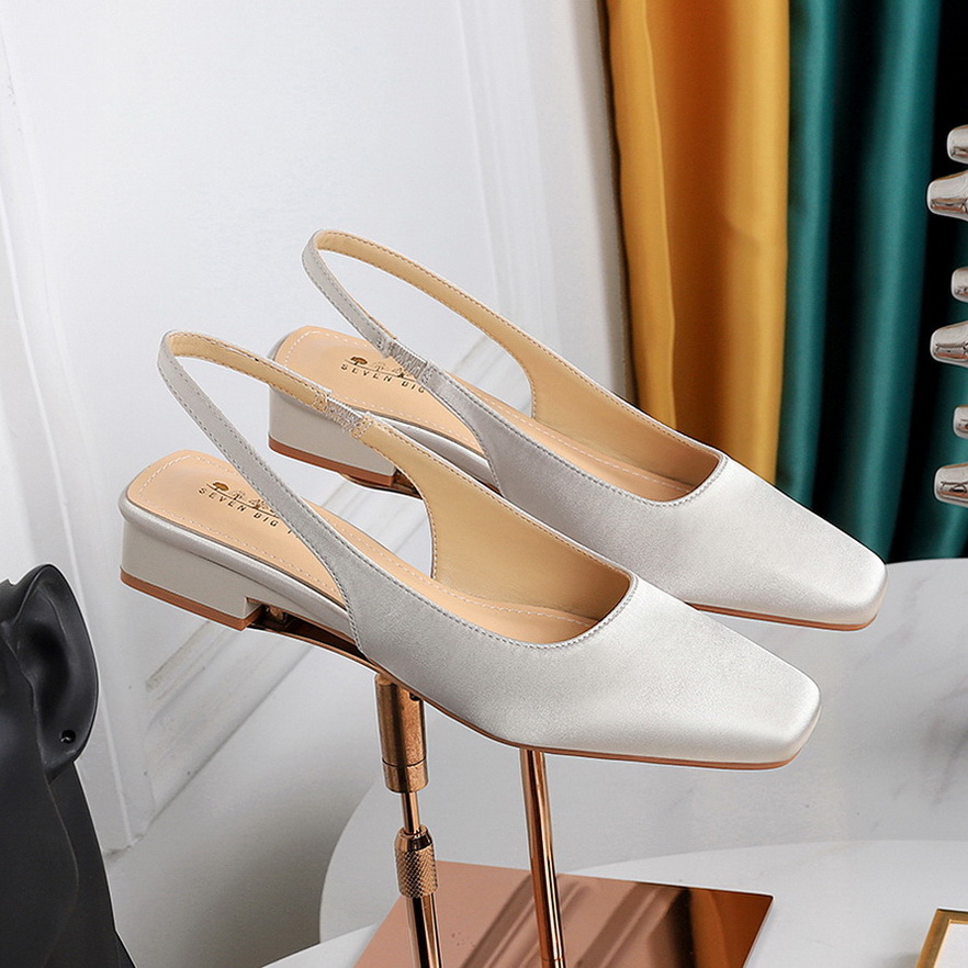 Picture of 972 French Retro Style Flats Heel Shallow Mouth Back Strap Square Toe Flats Feminine Silks and Satins Toe Cap Low Heel Women