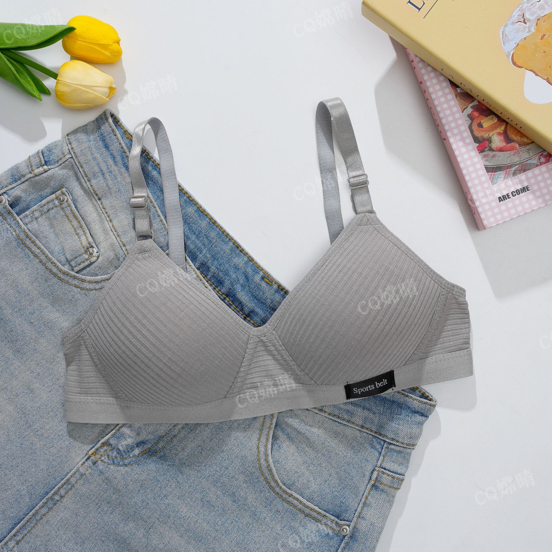 Picture of Cross-Border Southeast Asian Underwear Student Cotton Wire-Free Girl Amusement Park Thin Bra Simple Push-Up Bra