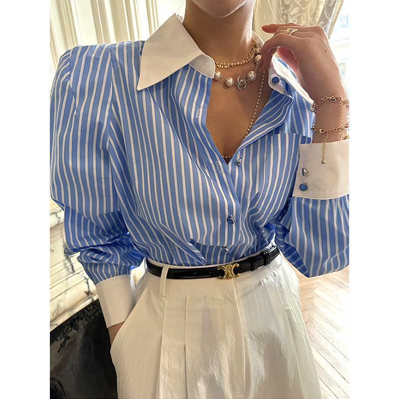Elegant and capable South Korea new French stitching shirt temperament striped shirt