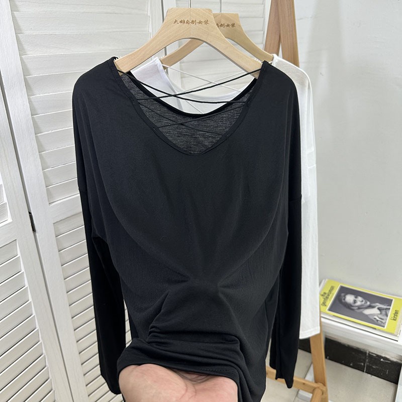 Picture of Loose Version of Thin Backless Long-Sleeved Sun Protection T-Shirt Women's Air-Conditioned Blouse Niche Design Top Summer Light
