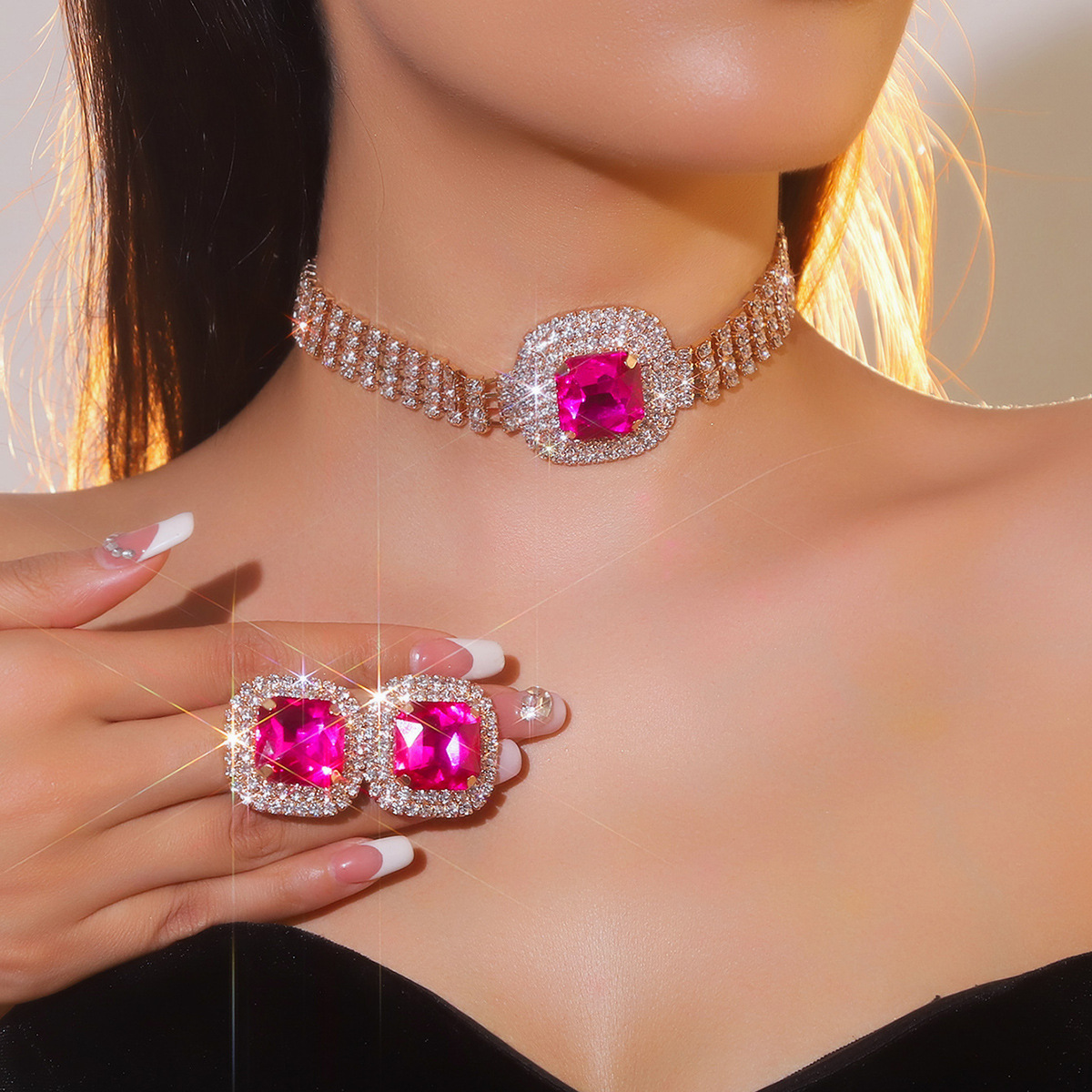 Amazon's Hottest High-End Luxury Shiny Glass Rhinestone Necklace and Earrings Two Sets of Female Bride Wedding Jewelry