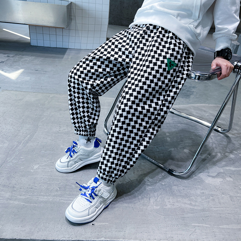 Picture of Children's Pants Boys and Girls Fleece-lined Sweatpants Sports Pants Winter Spring and Autumn Mid-size Children's 2023 New Trendy Trousers
