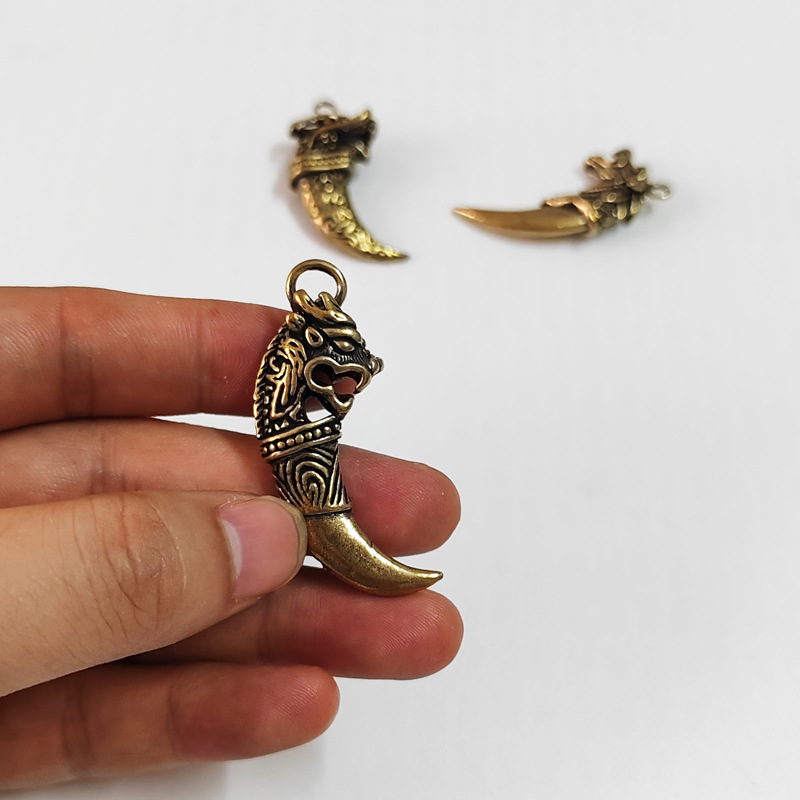 Creative Brass Faucet Spike Zodiac Keychain Pendant DIY Lanyard Accessories Bronze Necklace Pendant