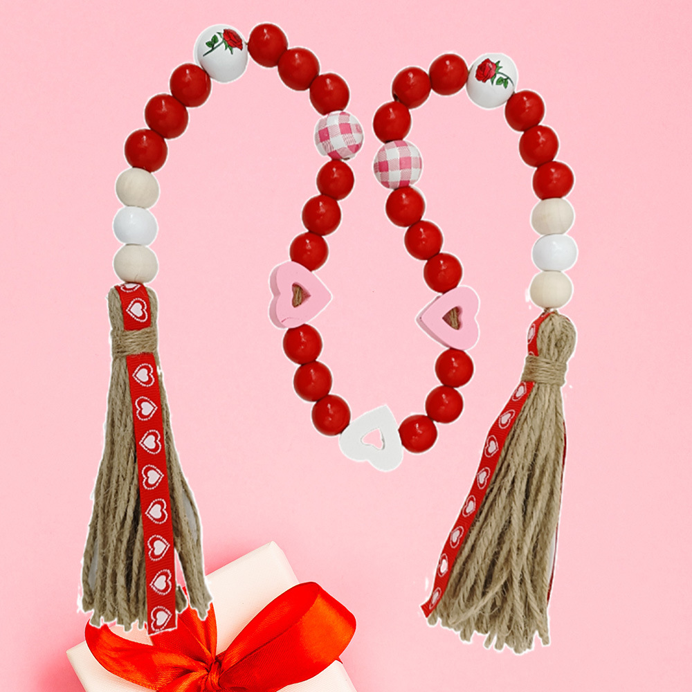 Cross-border new Valentine's Day wooden beaded romantic decorations love plaid wooden beaded string home decoration pendant