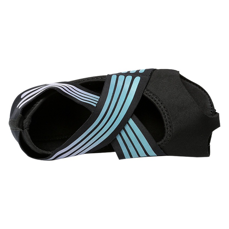 Manufacturers supply non-slip sports yoga shoes Pilates air yoga socks a generation of hair