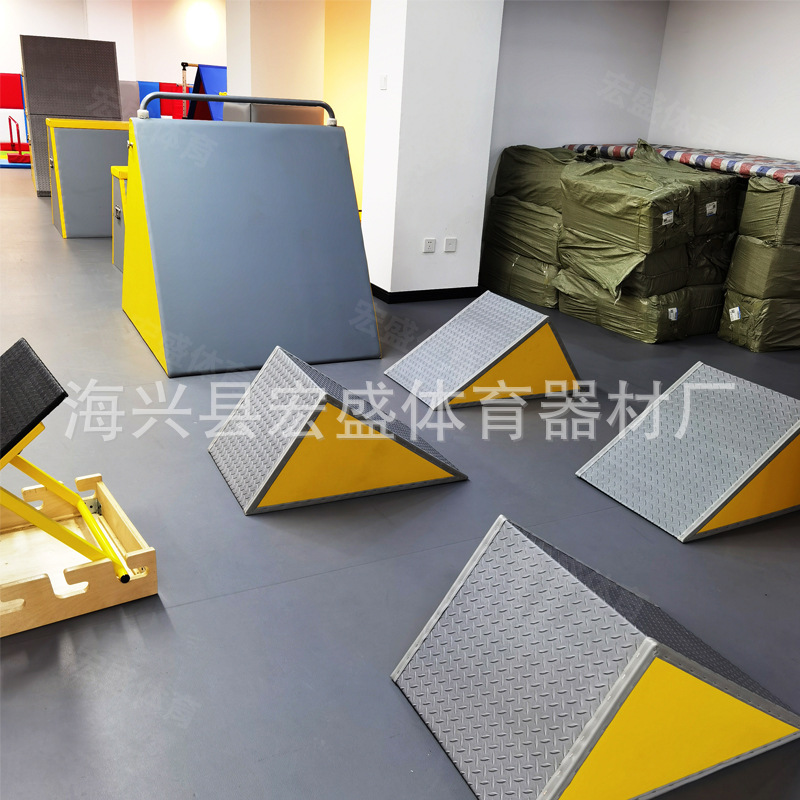 Picture of Children's Parkour Training Equipment Nine-Piece Set, Physical Fitness Teaching Aids, Baffle Tripod, Obstacle Climbing Competition, Multi-Functional
