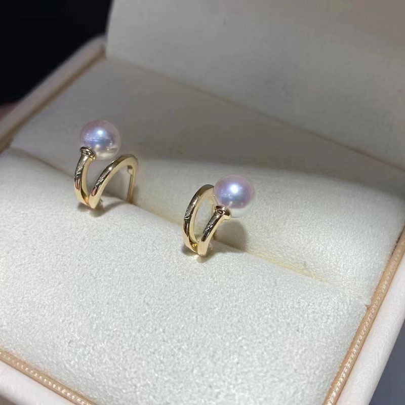 2025 Japanese-Style Fresh Mini Freshwater Akoya Pearl Earrings with 14K Gold-Plated Inlay, Small and Elegant