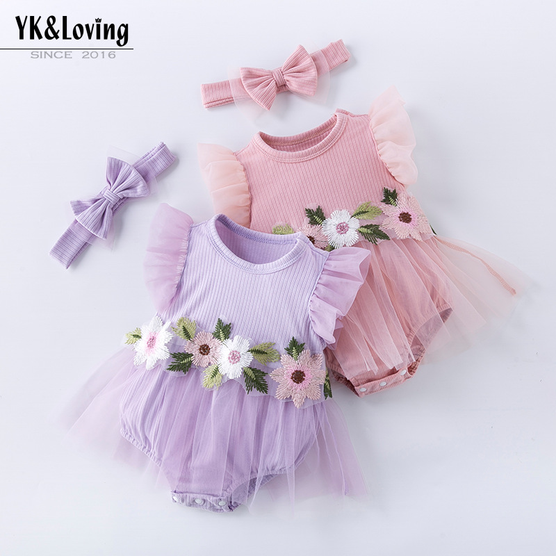 Picture of Factory Direct supply new baby girl mesh romper dress Western style cute small flower flying sleeve jumpsuit hair accessories suit