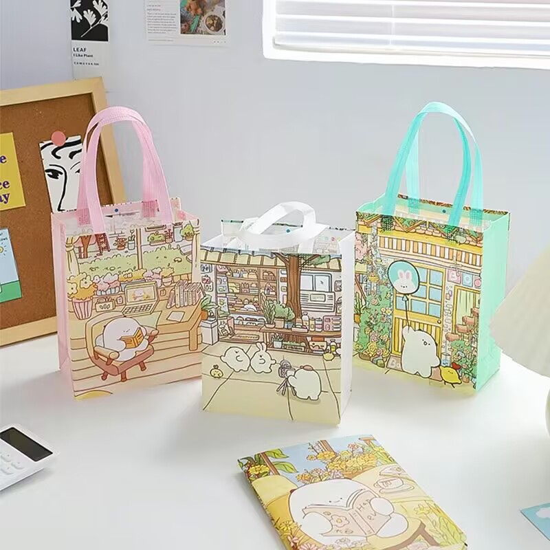 Cross-Border Cultural and Creative Non-Woven Shopping Bags, Gift Bags, Cartoon Handbags, Pacha Dog Printed Gift Bags Wholesale